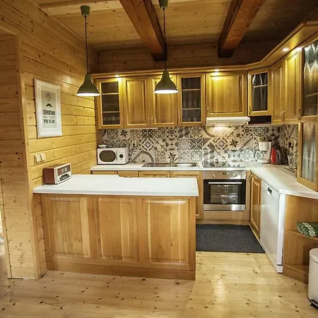 Cucoriedka Chalet *